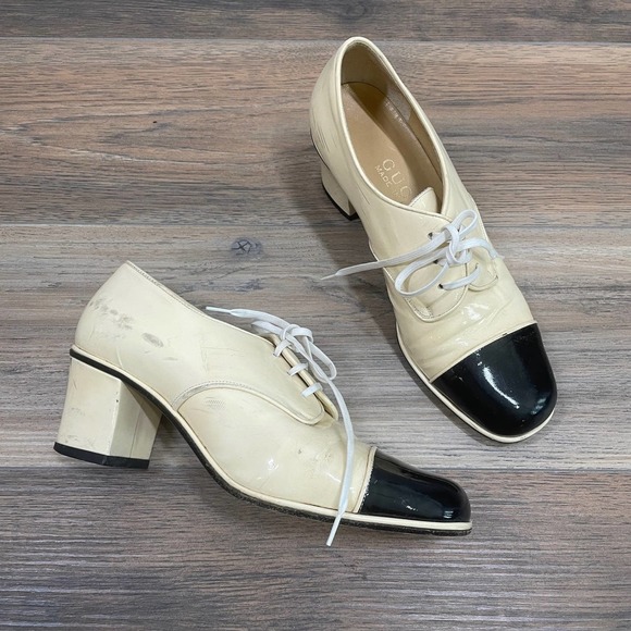 Gucci Shoes - Gucci Womens Size 5.5 Lace Up Patent Leather Heeled Shoes Cream Black Colorblock